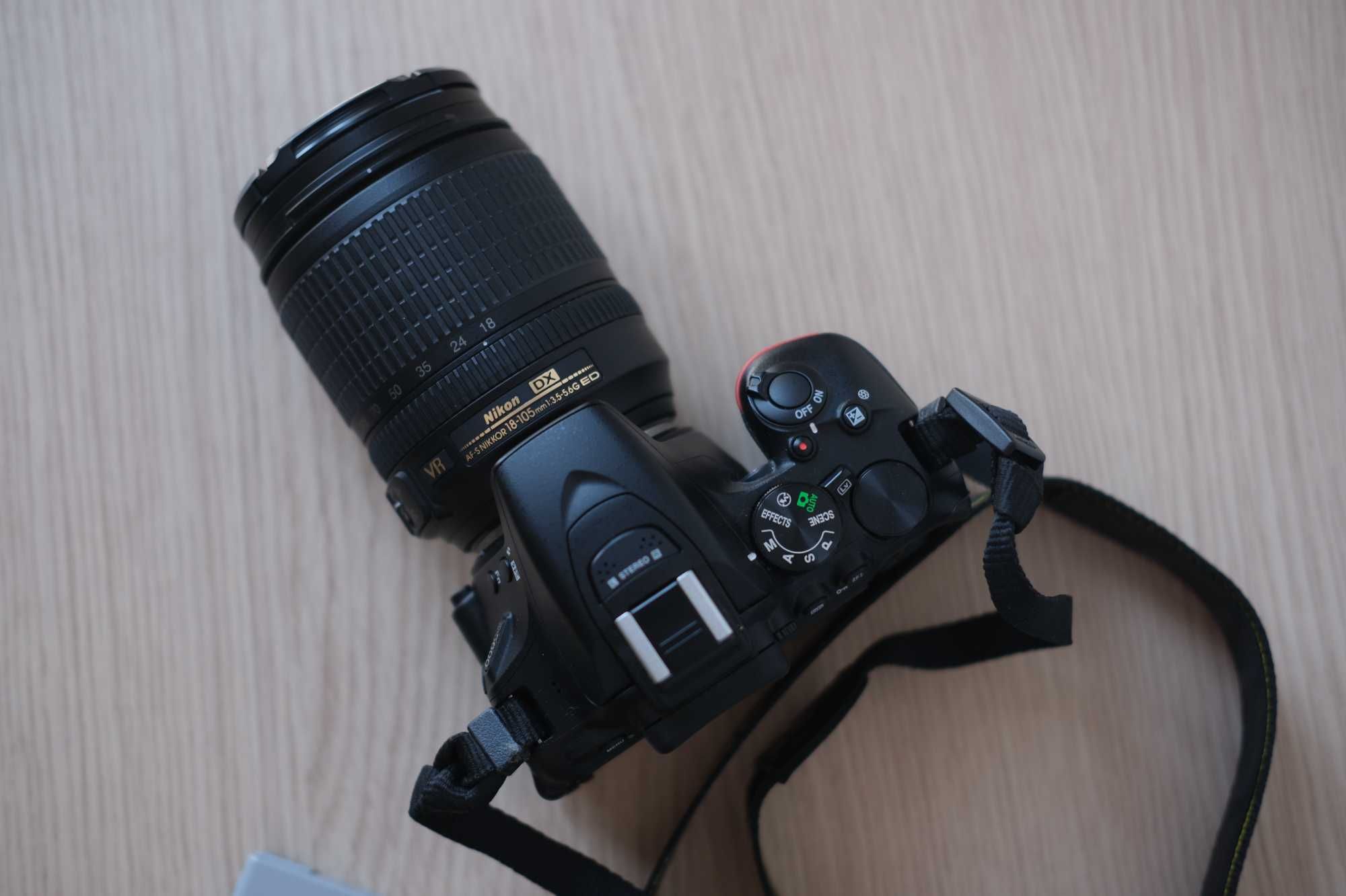 Nikon D5600 + Lente Nikon DX AF-S 18-105mm 3.5-5.6G