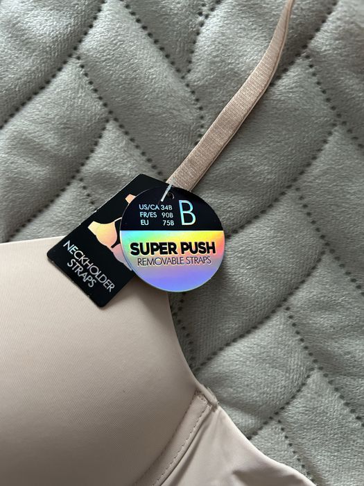 Бюстгалтер з пуш ап