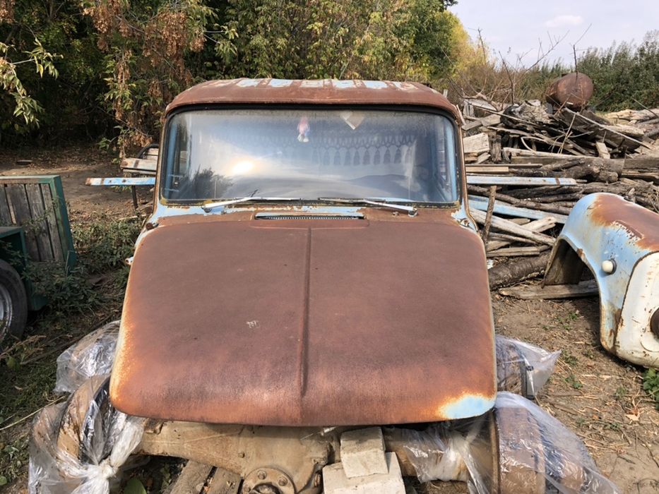 Продам комплектуючі газ 53