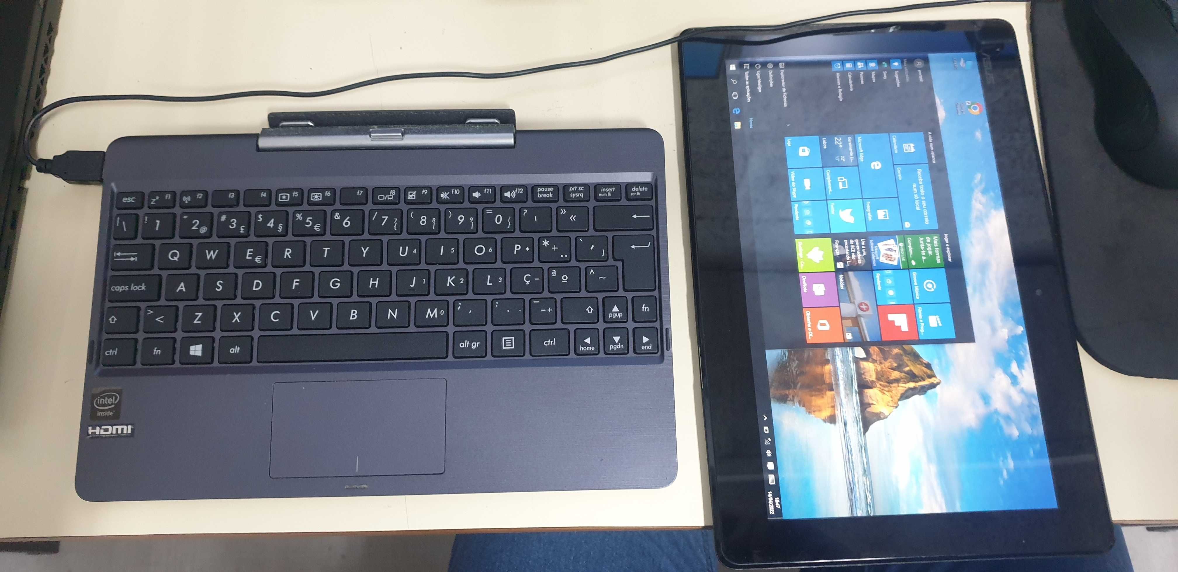 ASUS Transformer Book T100TAM