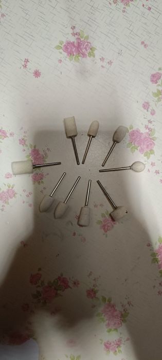 Frezy do polerowania paznokci