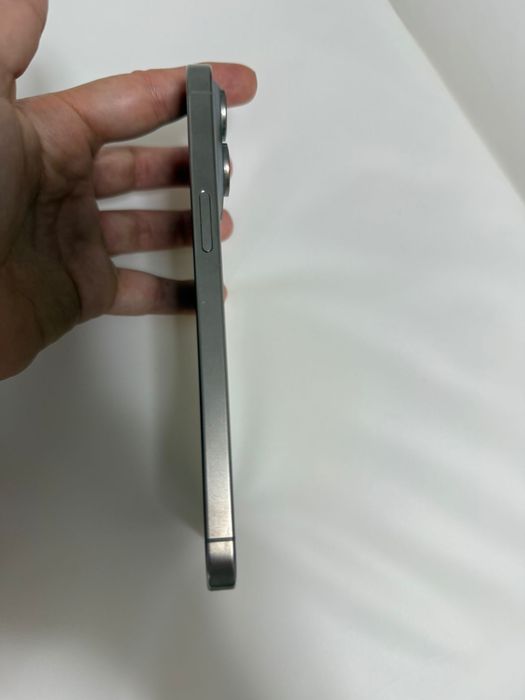Iphone 15 pro max 256GB ainda com garantia
