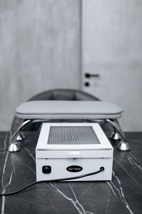 Настольная маникюрная вытяжка с hepa фильтром Air Max NF11 Plus