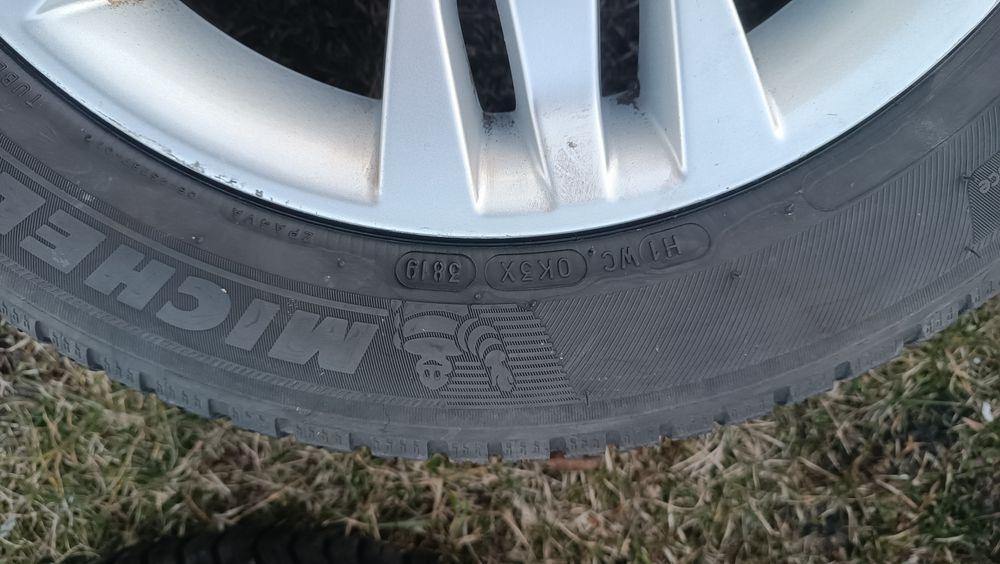 Felgi aluminiowe 16" 5x108 Ford z wielosezonowymi oponami 205/55R16