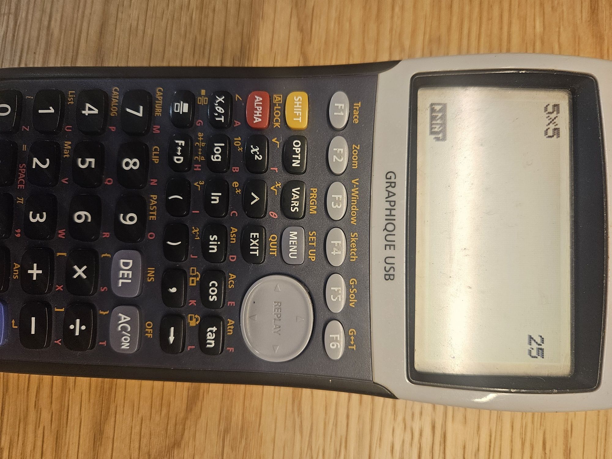 Calculadora Casio graph 85