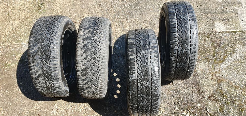 Całe koła zimowe toyota corolla verso 205 55 R16