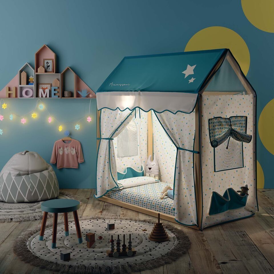 Cama de criança método Montessori