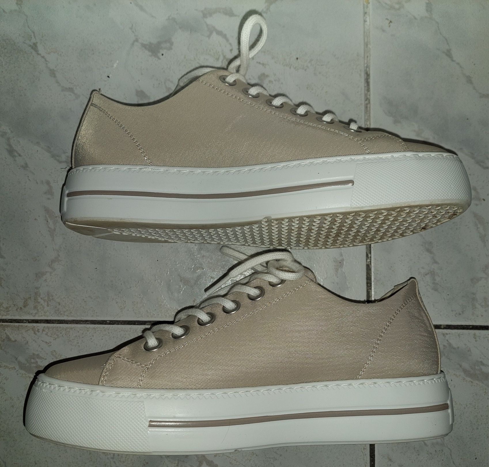 Pat Calvin trampki sneakersy beżowo-złote 39 Nowe