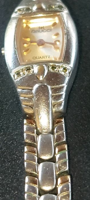 Часы RAUCCl Швецария б/у в нерабочем состояни.и