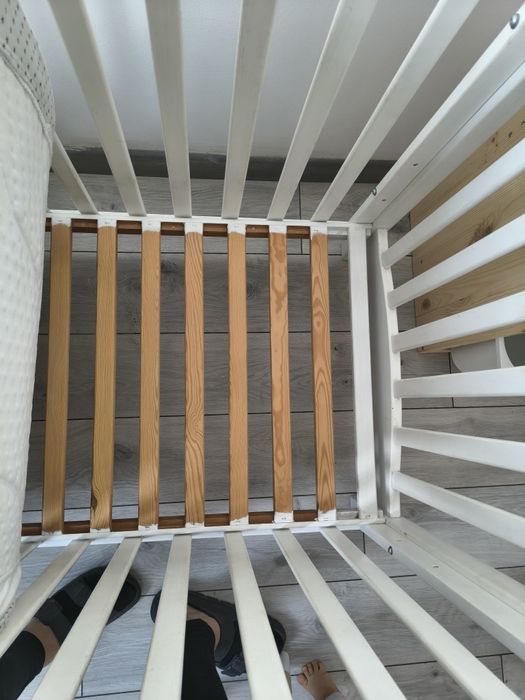 Łóżeczko dziecięce + materac Hilding