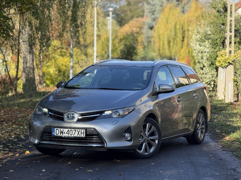 Toyota Auris Hybryda! Automat! Polski Salon!