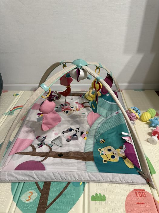 Розвиваючий килимок  tiny love