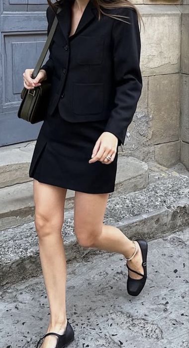 Спідниця міні hukh розмір M