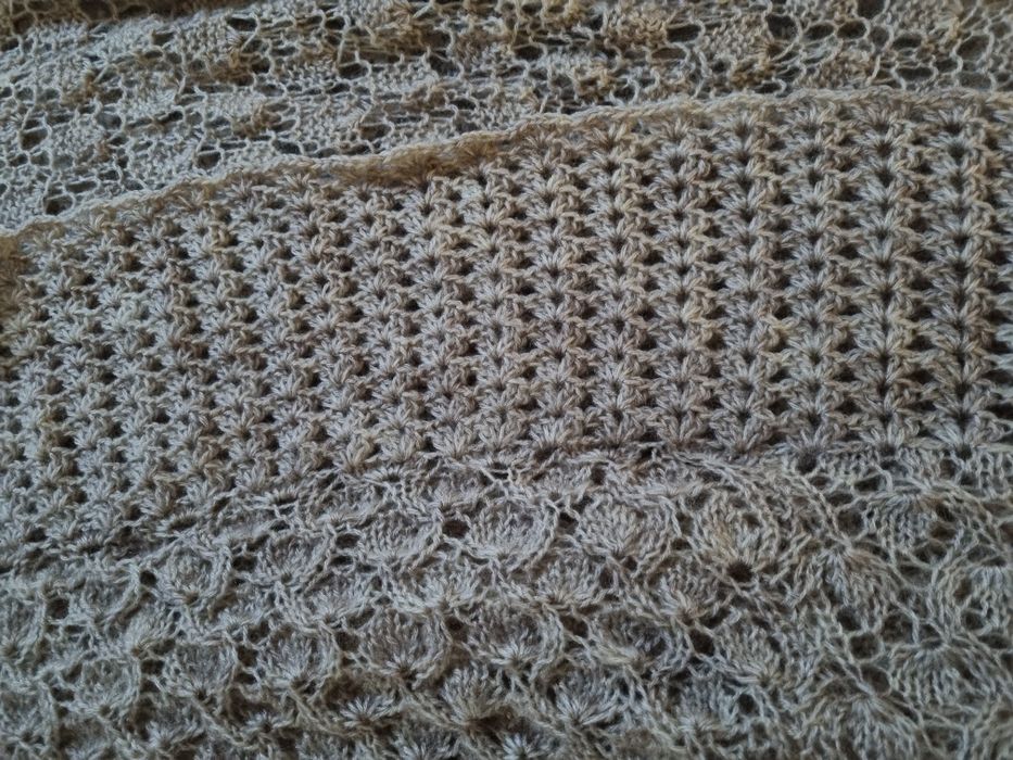 Накидка ручної роботи