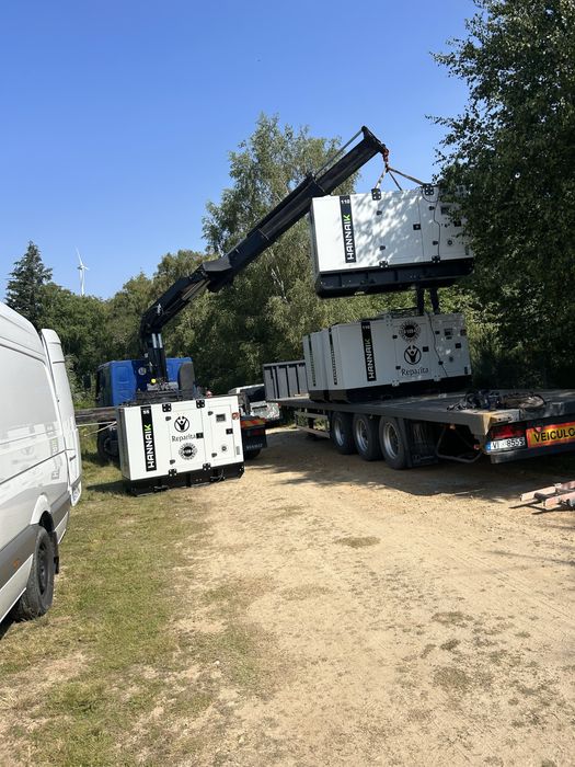 Vendo Camião Grua Renault com Hiab 260