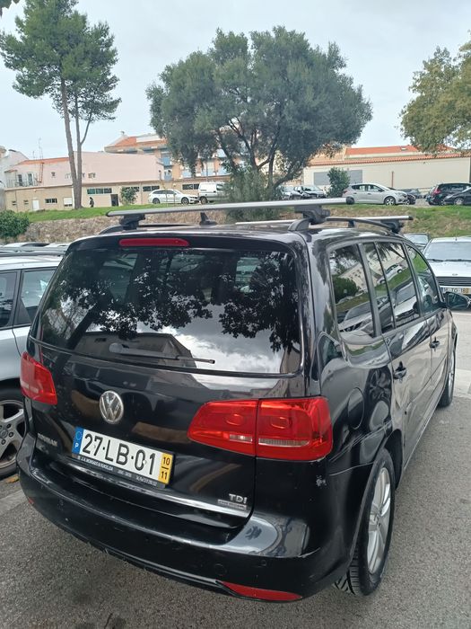 VW Touran Highline 1.6 TDI 7Lugares