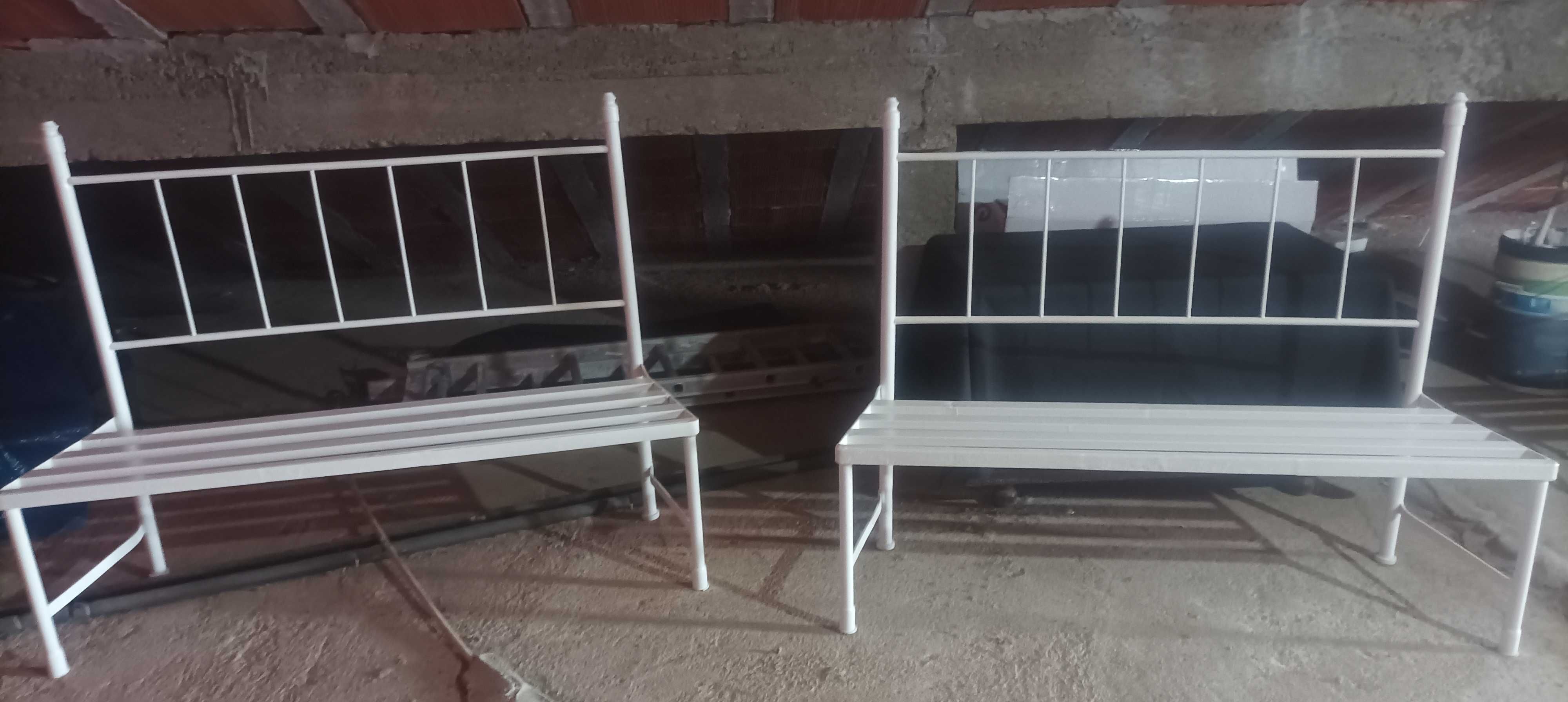 Bancos de jardim grandes