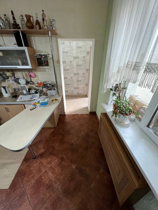 Продаю дом, который строили для себя- капитальный, все коммуникации!