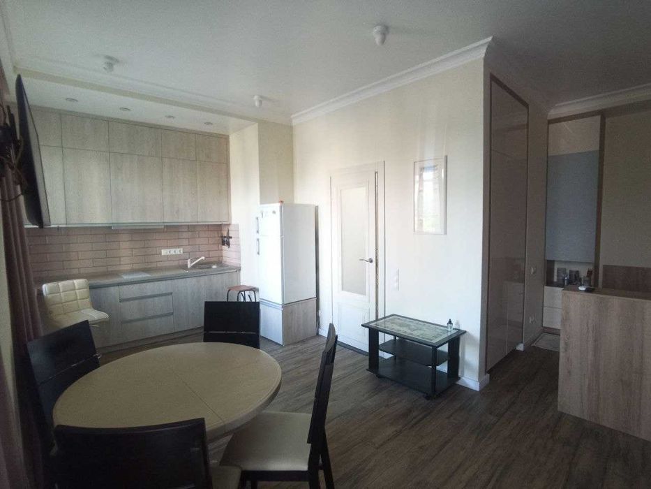 Оренда 1-К квартири біля метро