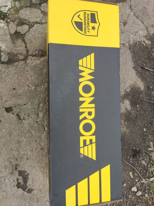 Стійки Monroe для рено меган 3