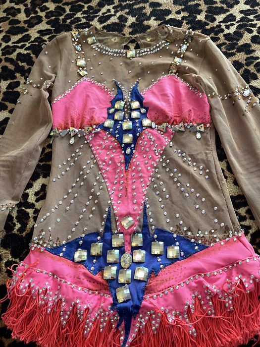 Костюм для гімнастики