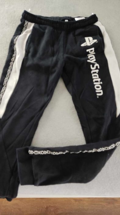 Sprzedam zestaw ubrań dla chłopca rozmiar 152 4F Minecraft PlayStation