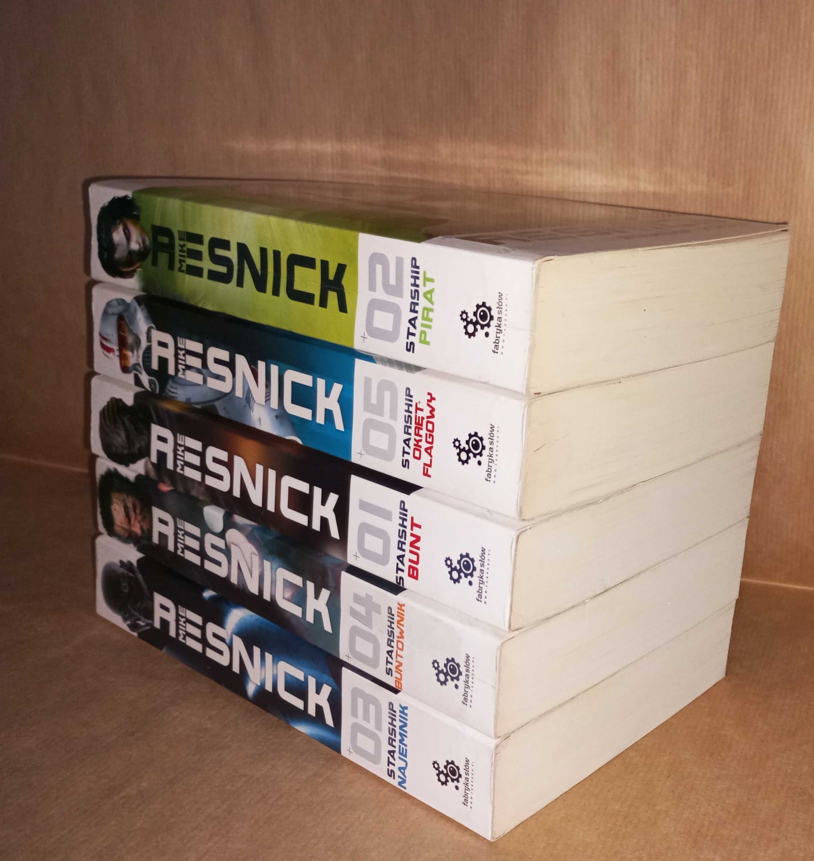 Mike Resnick Starship: Bunt, Pirat, Najemnik, Buntownik, Okręt flagowy