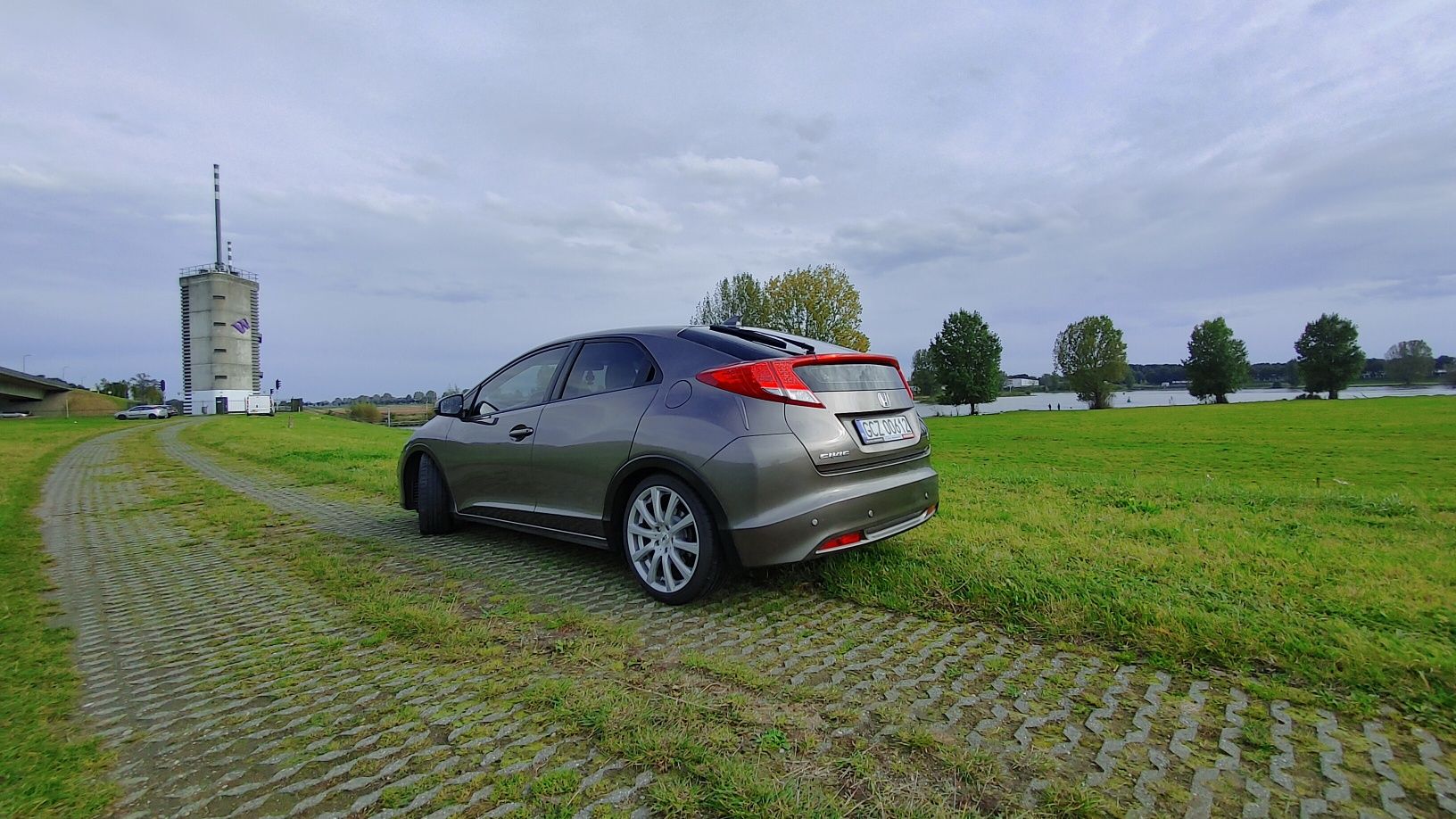 Honda Civic IX 2013