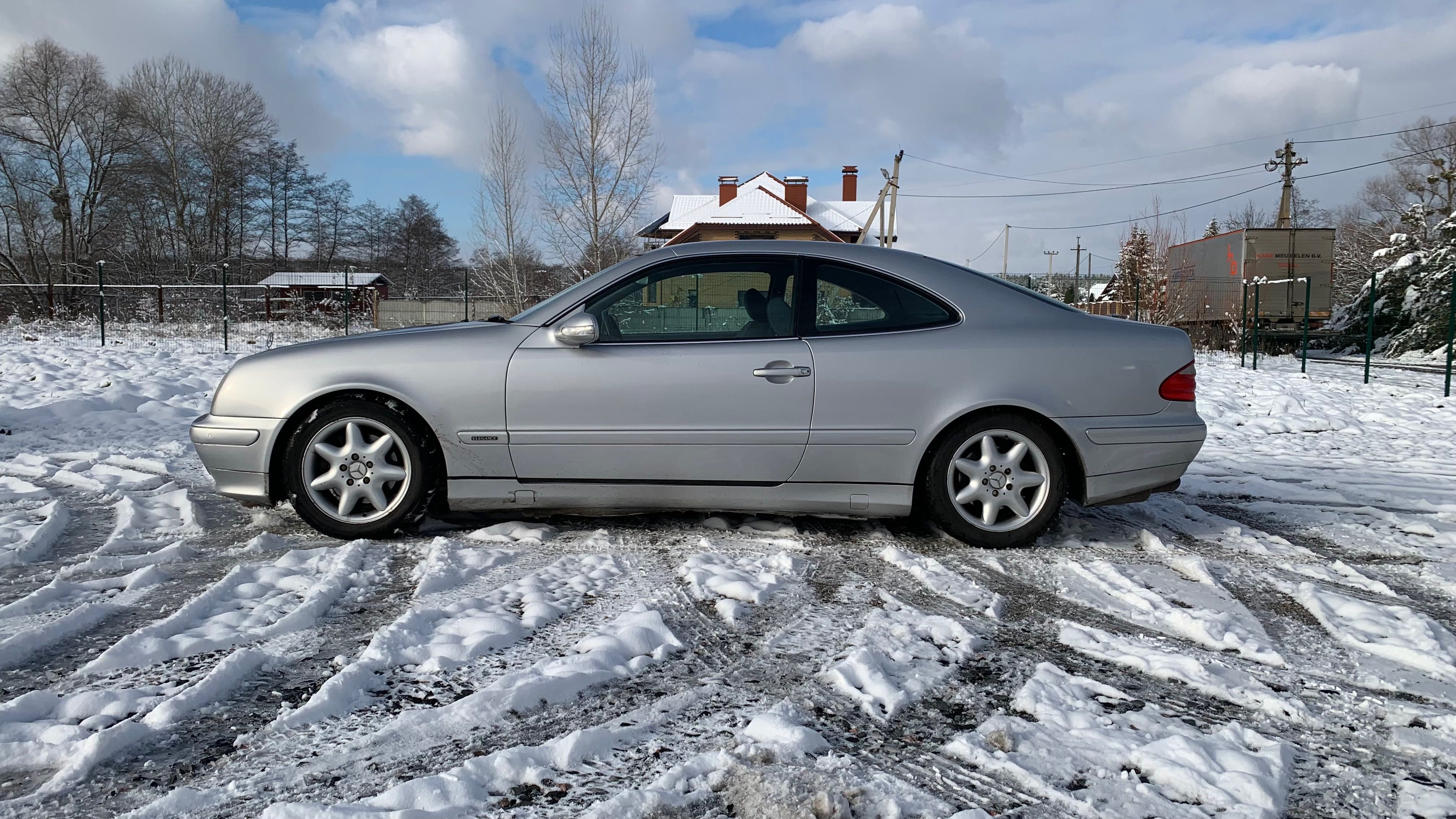 Mercedes-Benz CLK 320 W208