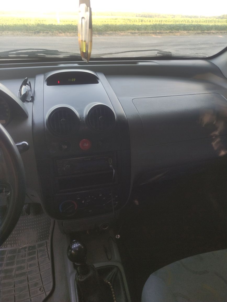 Продам Chevrolet Aveo T 200