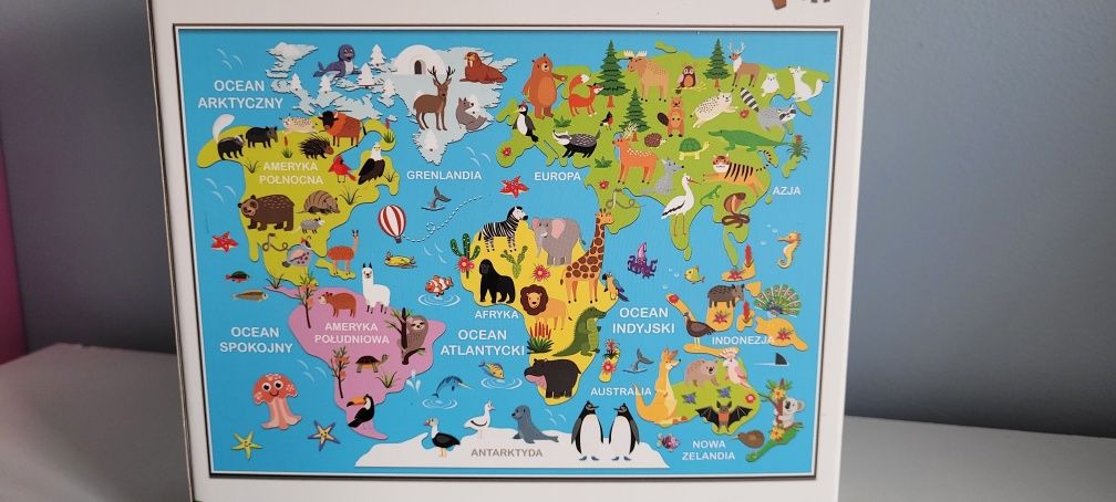 Puzzle mapa świata 5+