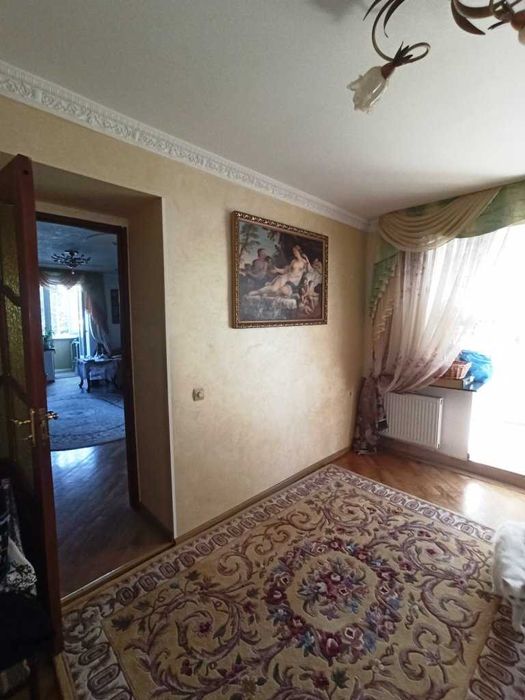 № 4419 - 3 к. квартира, Центр, Киевская, 2/9 пов., цегла