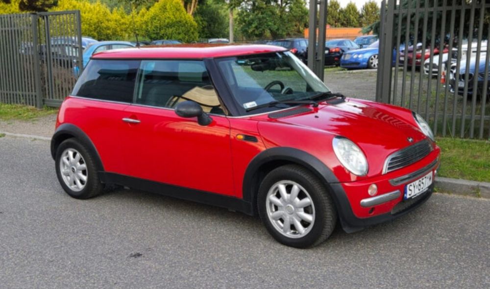 Mini One czerwony na prywatne raty bez BIK KRD