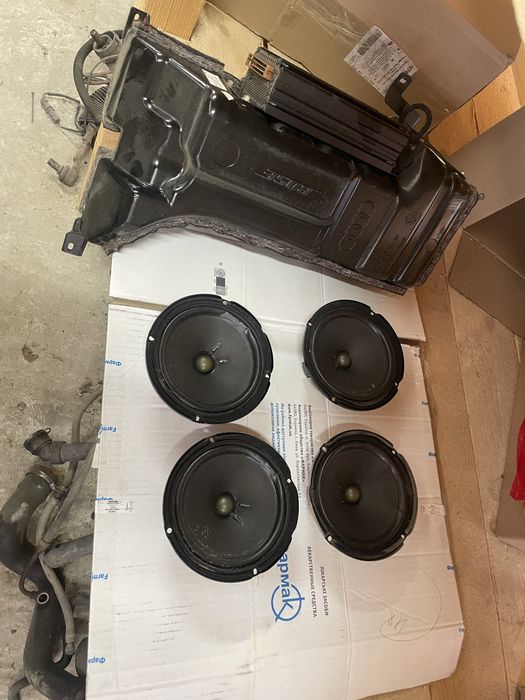 Продам комплек колонок з усілком BOSE