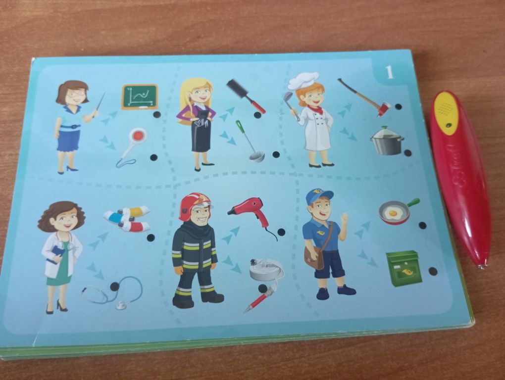 Świat wokół nas Trefl gra 15 kart długopis