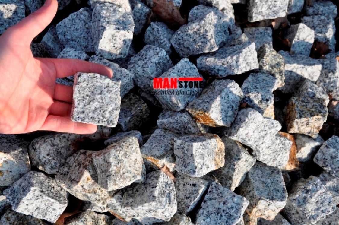 Kostka granitowa szaro-ruda
