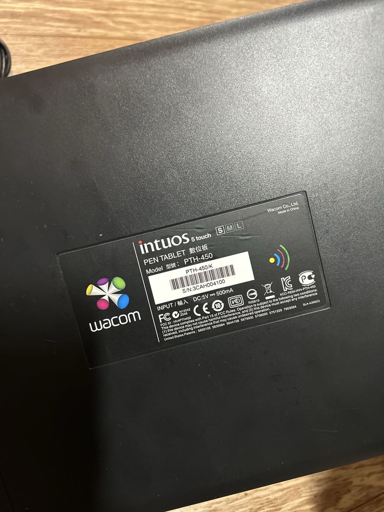 Графічний планшет Wacom Intuos S PTH-450