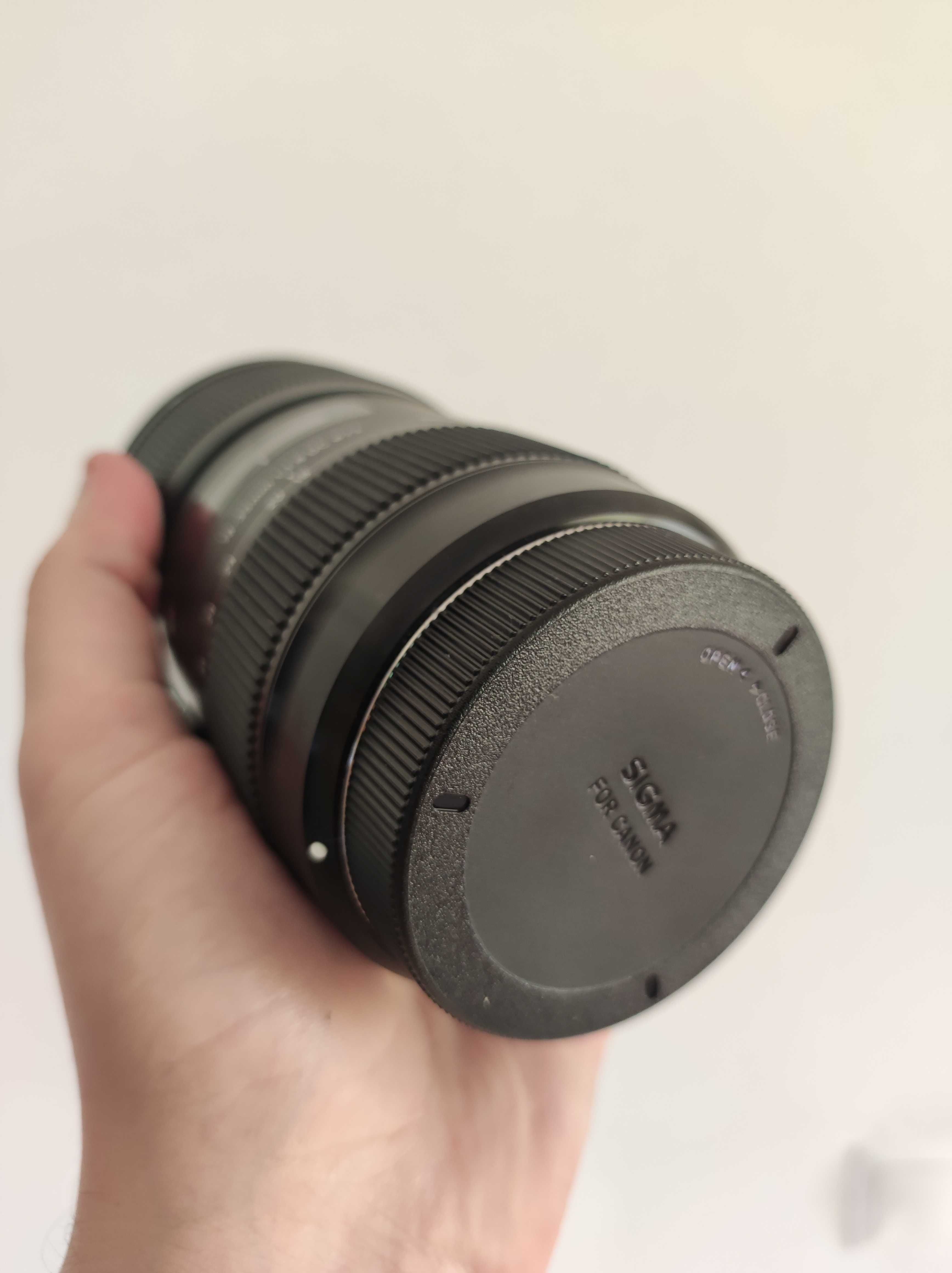 Objectiva Sigma 18-35mm f/1.8 DC HSM (p/ Canon EF)