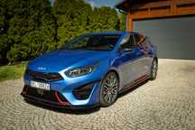 Kia ProCeed Kia ProCeed GT 1.6T 7000KM 16.10.2024R