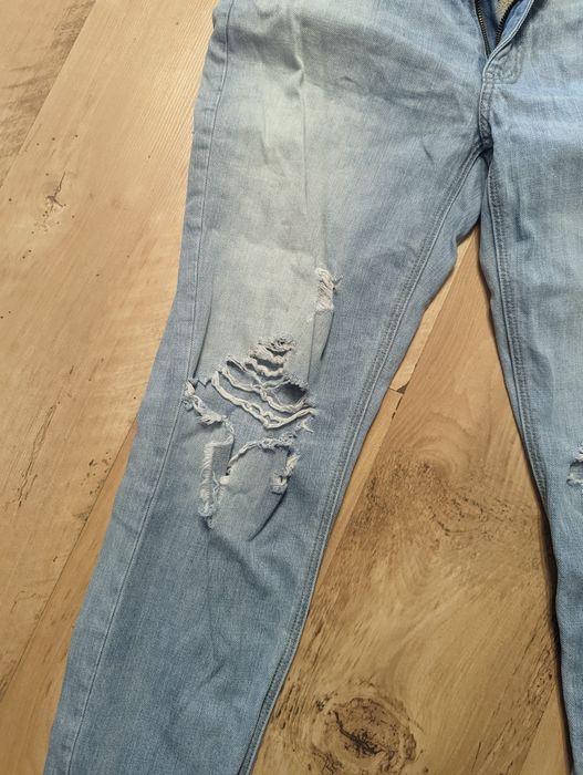 Jeansy damskie boyfriend American Eagle 36