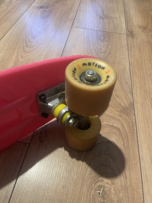 Deskorolka fiszka różowa