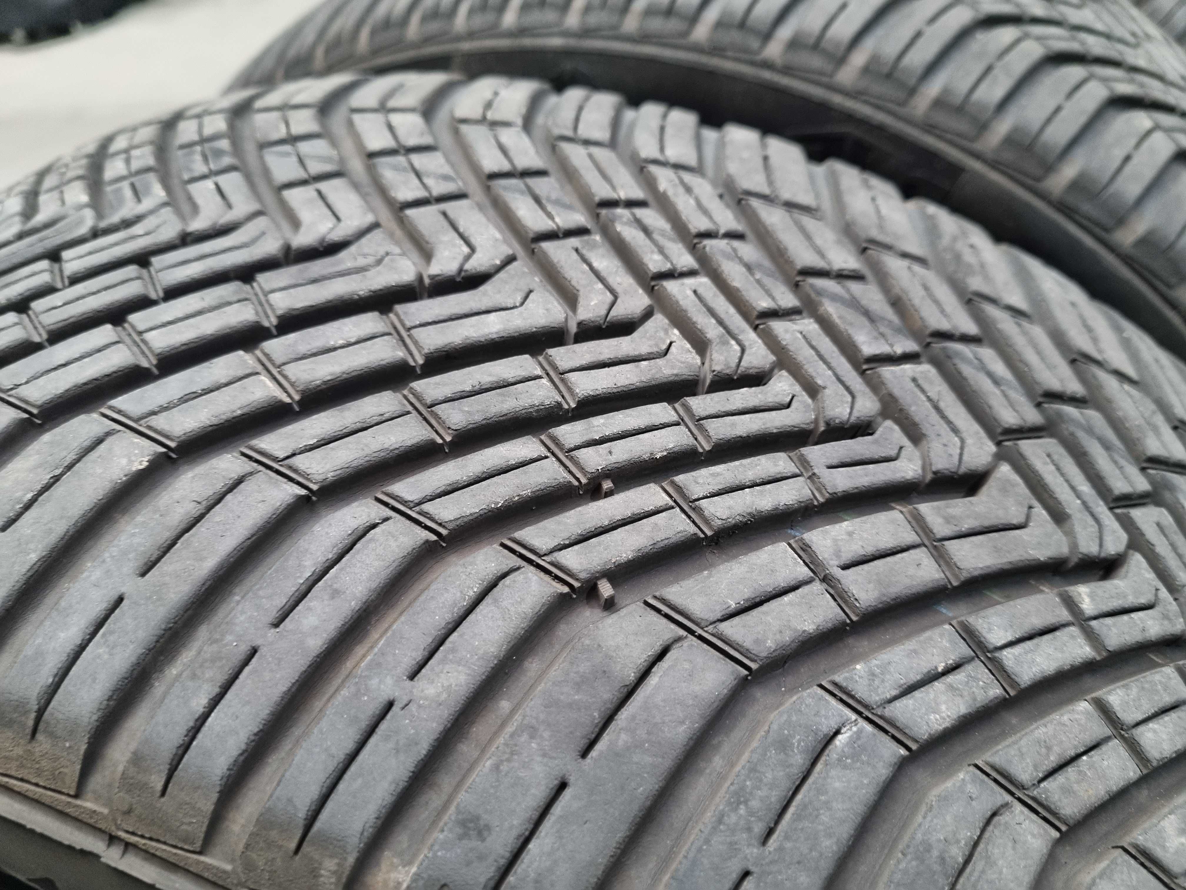 Opony wielosezonowe Continental AllSeasonContact 255/45R20 2022r, 7mm