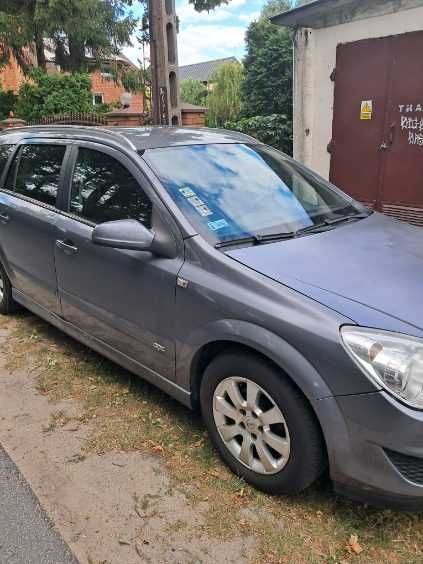 Opel Astra combi 2007r 1.6 benz z gazem