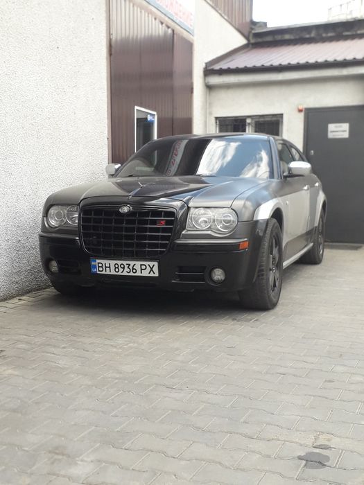 Крайслер 300с 5.7 хеми awd