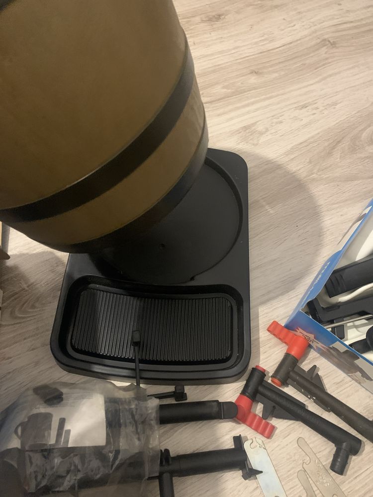 Multi Tap kran z ręczną pompką dla piw o pojemności od 3,8 do 5 l