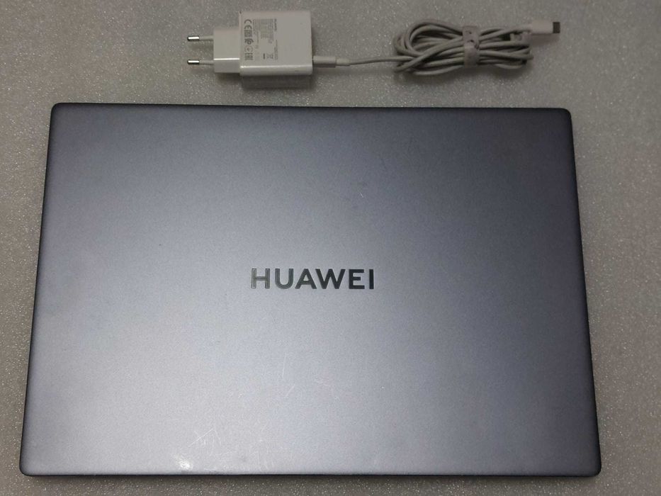 Huawei RLEF-X i5 16GB 15,6"