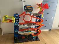 Tor Hot Wheels mega garaz