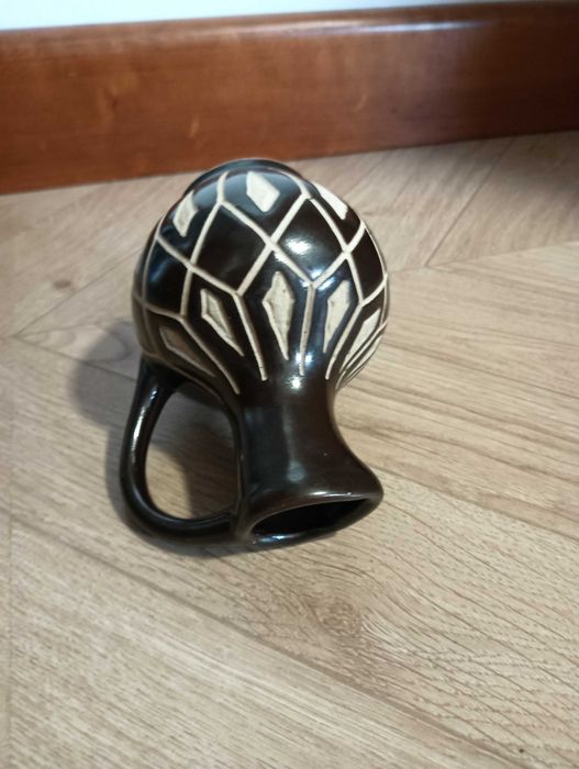 Wazonik ceramiczny z uchem Piesche & Reif