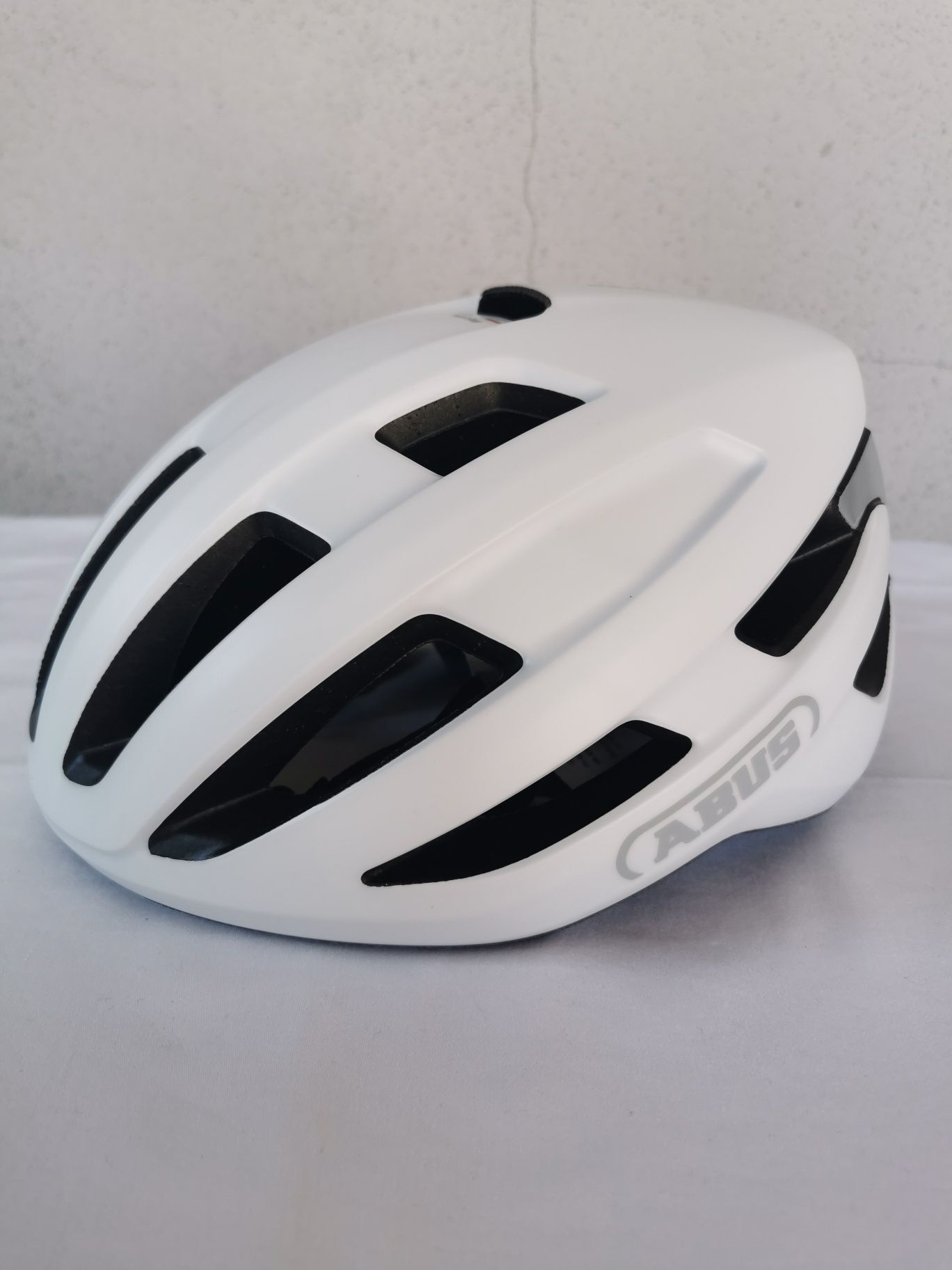 Kask Abus Powerdome nowy