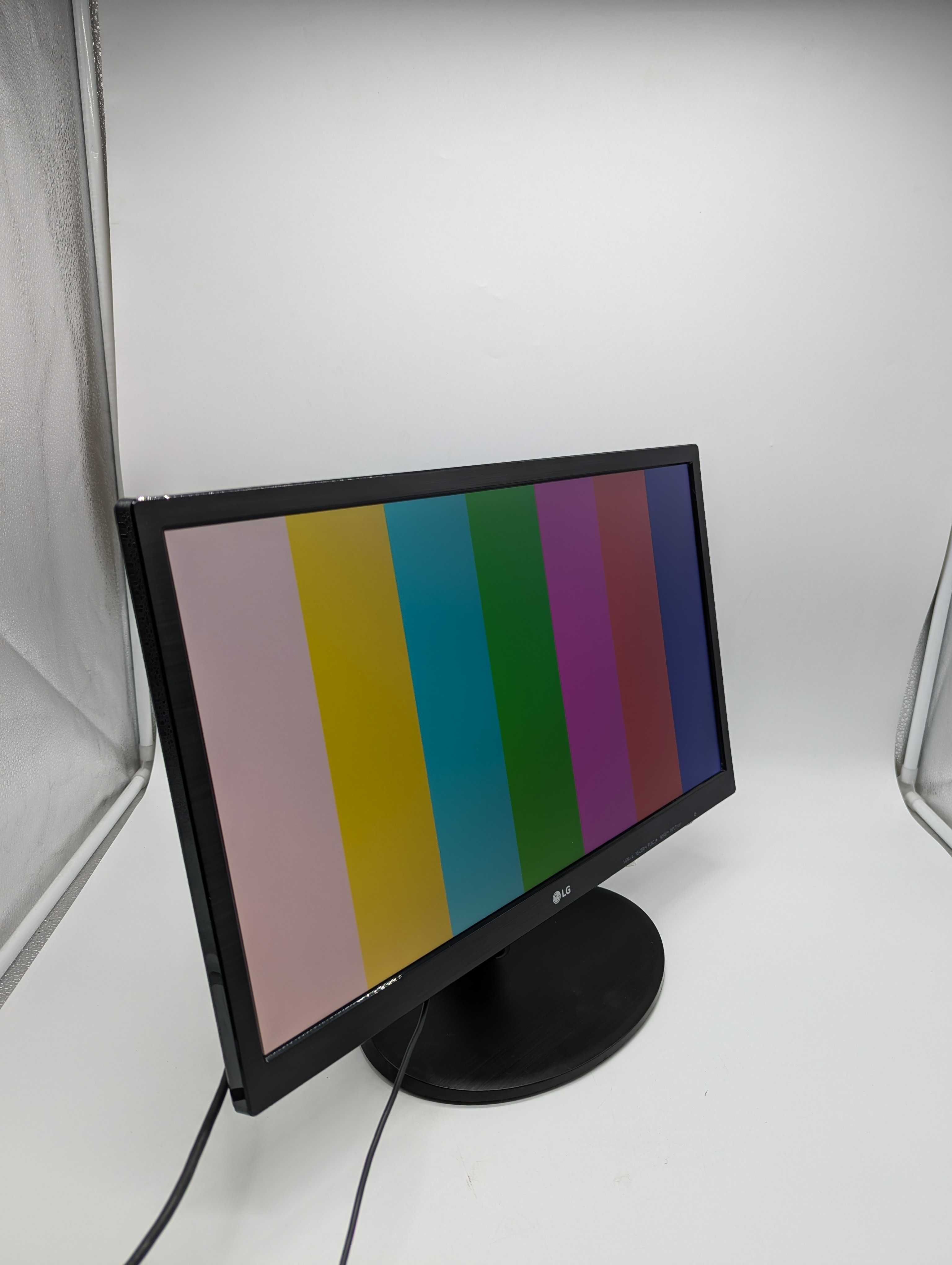 Монітор 22" LG 22M38D-B VGA/DVI (B+)